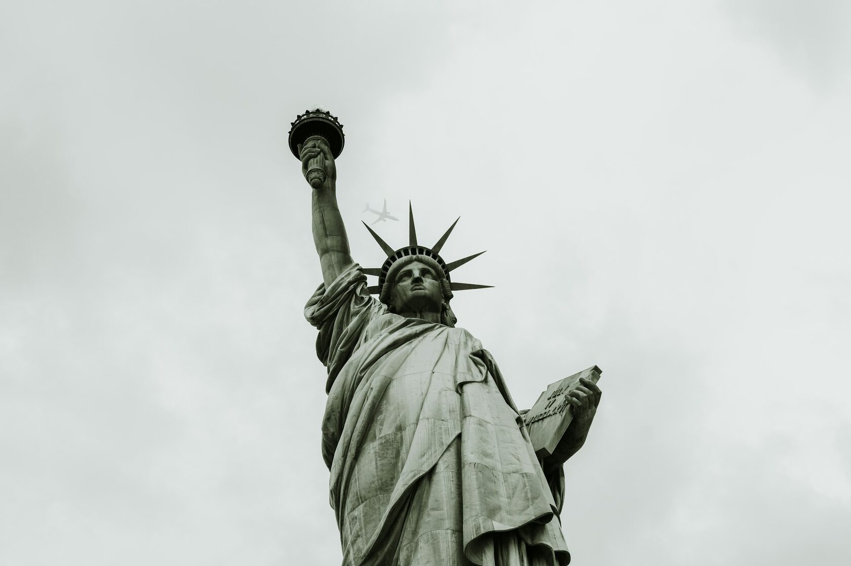 США